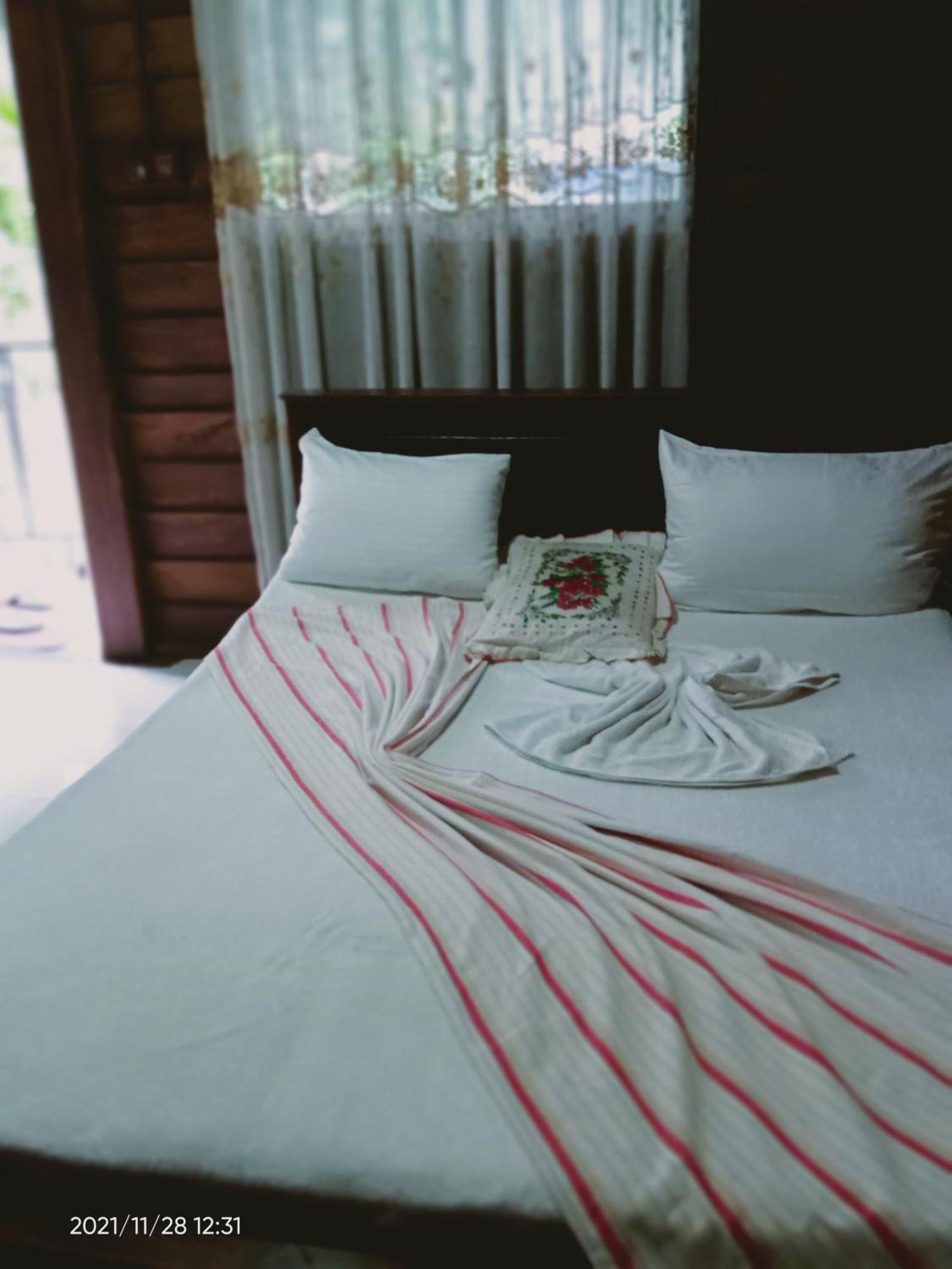 Discovery Resort Ratnapura Zimmer foto